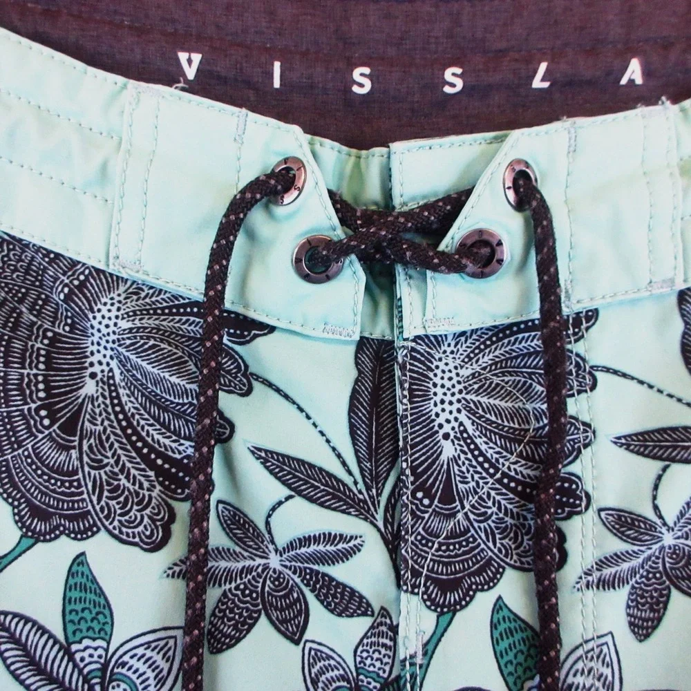Vissla Board Shorts Mens 29 Teal Cream Floral Coconut Poly Stretch Surf Swim